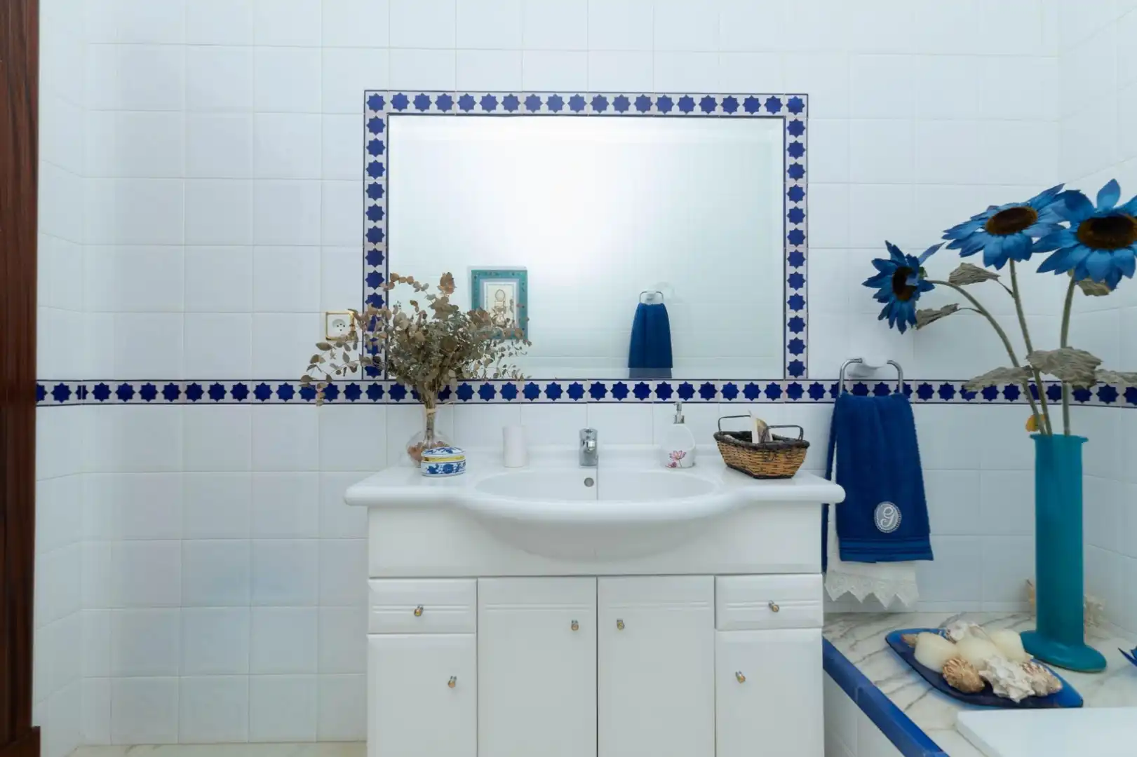 Badezimmer von Einfamilien-Reihenhaus zum Verkauf in La Roda de Andalucía mit Heizung, Abstellraum und Balkon