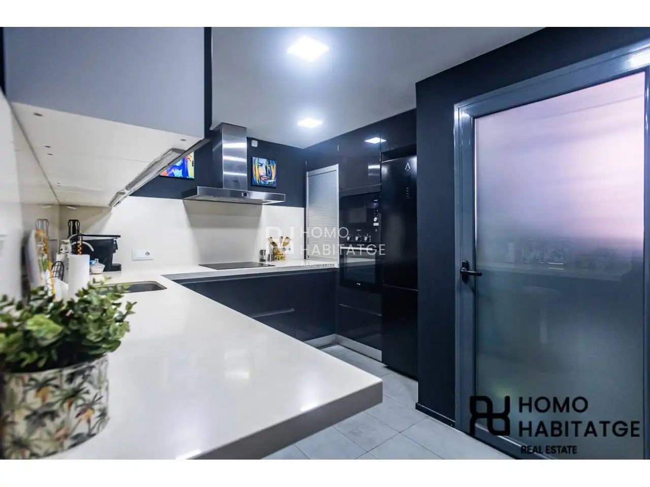 Cocina de Casa o chalet en venta en Sabadell con Aire acondicionado, Calefacción y Terraza