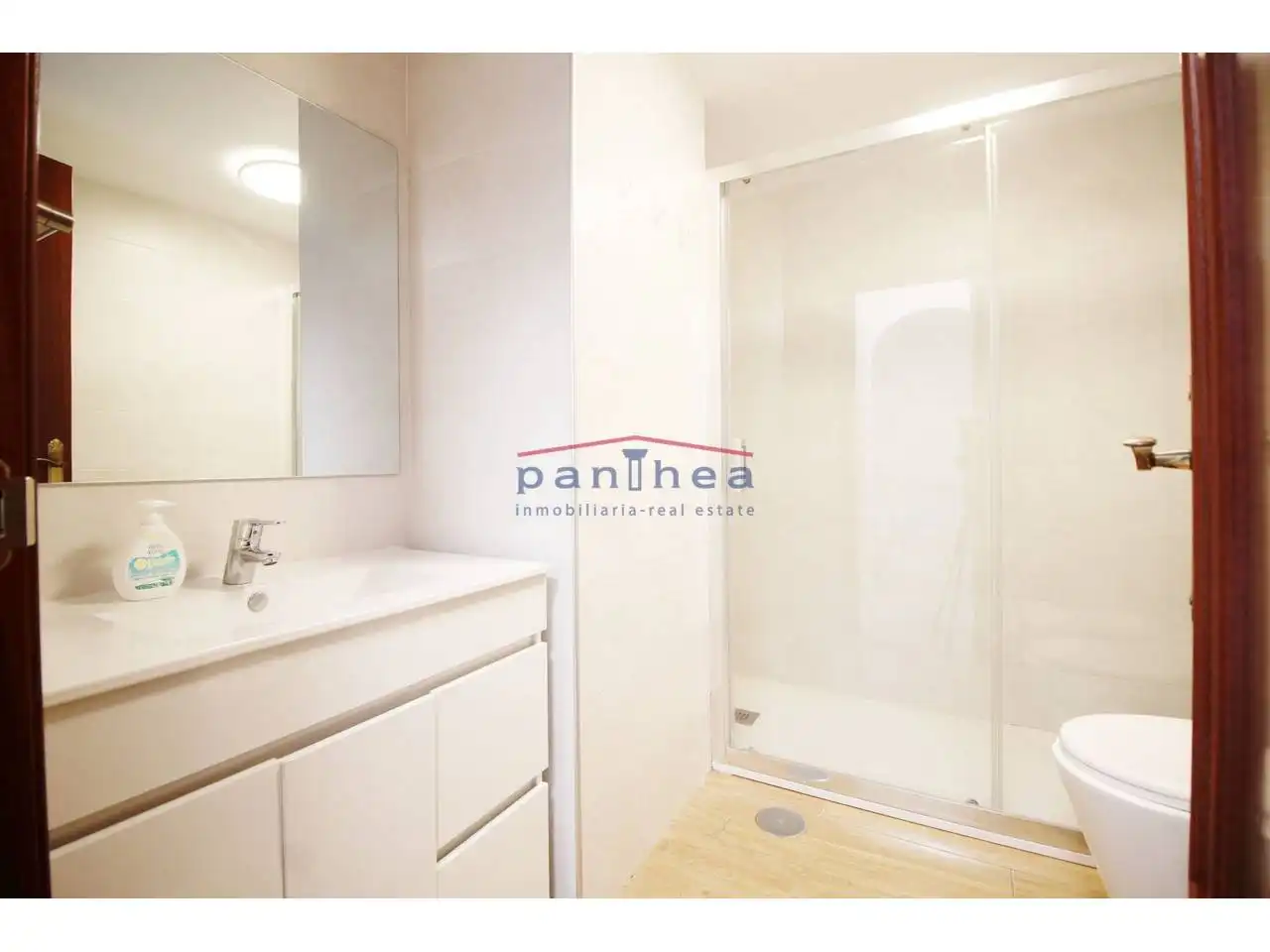 Baño de Piso en venta en Rincón de la Victoria con Aire acondicionado, Terraza y Trastero