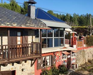 Außenansicht von Haus oder Chalet zum verkauf in Arganza mit Terrasse und Schwimmbad