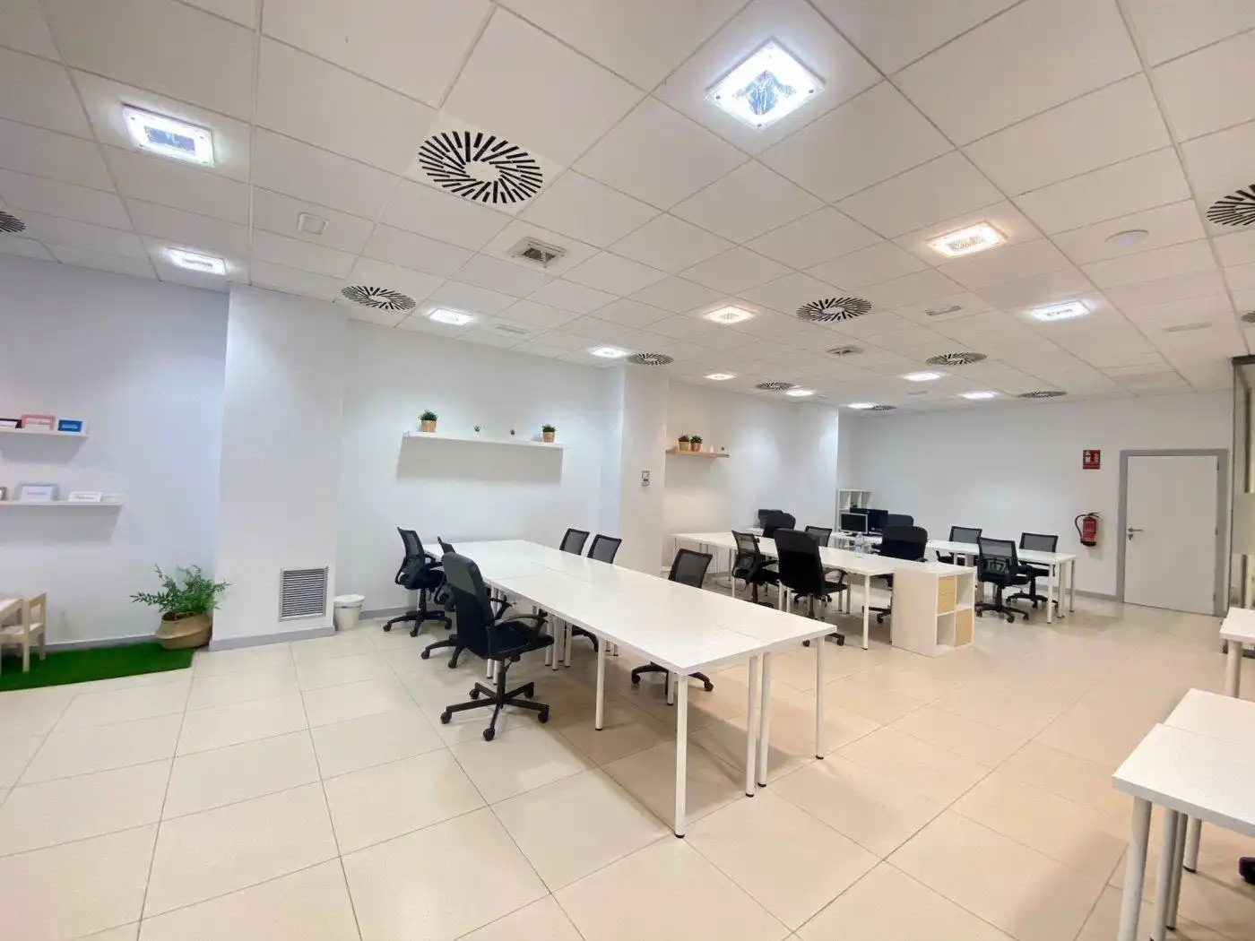 Büro zur Miete in Museros