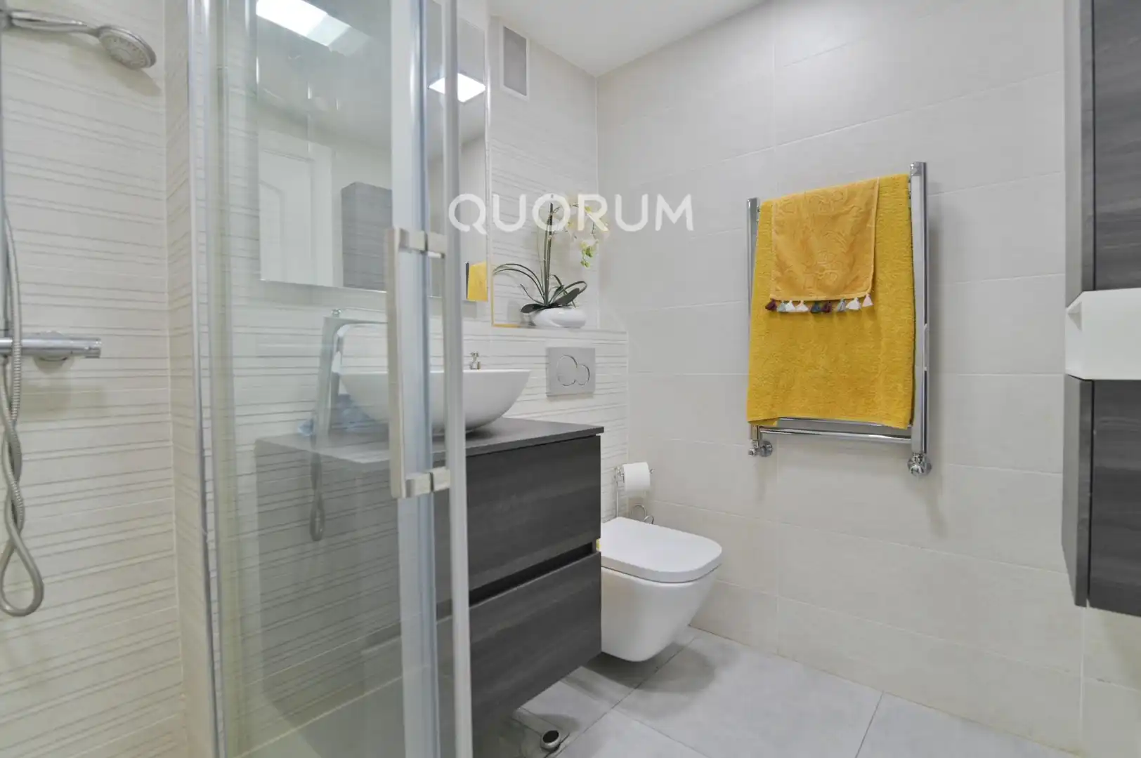 Baño de Piso en venta en Bilbao  con Calefacción, Terraza y Amueblado