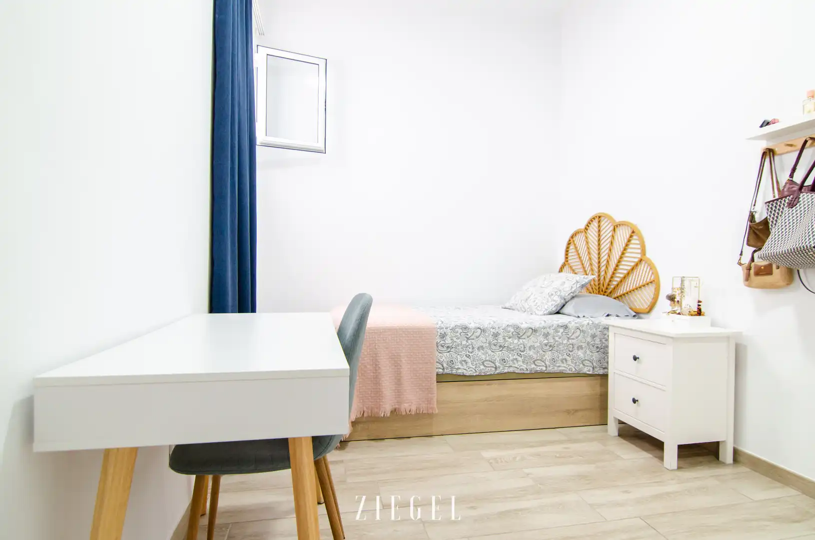 Bedroom of Flat for sale in Las Palmas de Gran Canaria  with Terrace, Storage room and Furnished