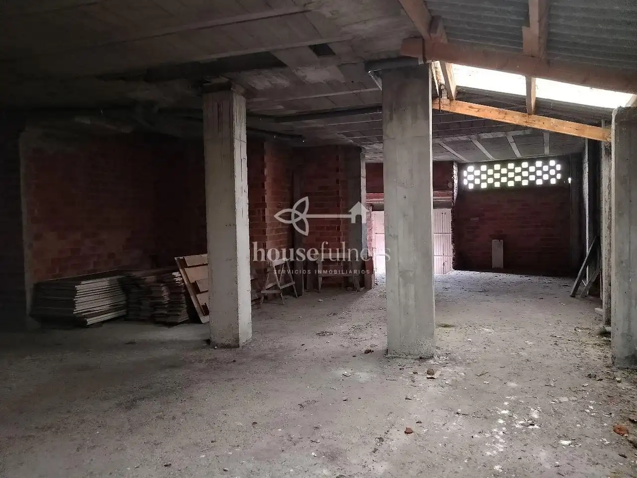 Gewerbefläche zum Verkauf in Piñeiros- Freixeiro, imagen 5