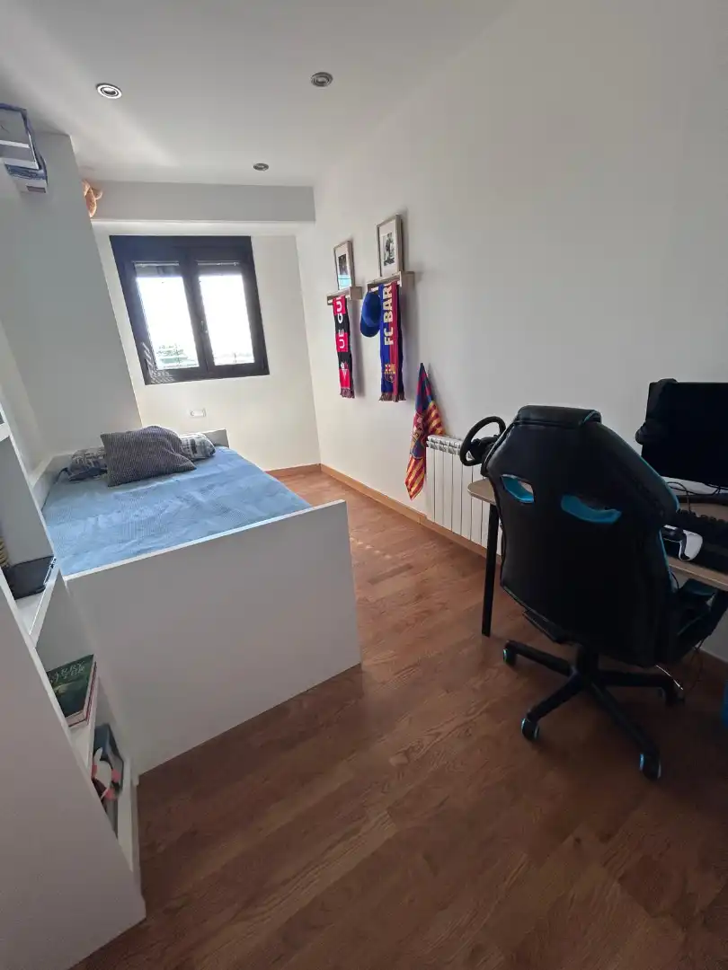 Habitación de Piso en venta en Gurb con Calefacción, Terraza y Horno