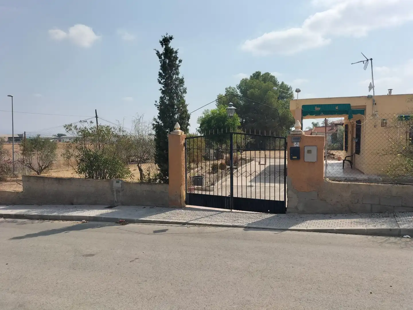 Residential land for sale in Cox