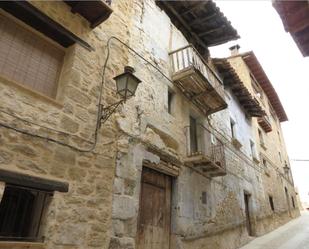 Vista exterior de Finca rústica en venda en Valderrobres amb Balcó