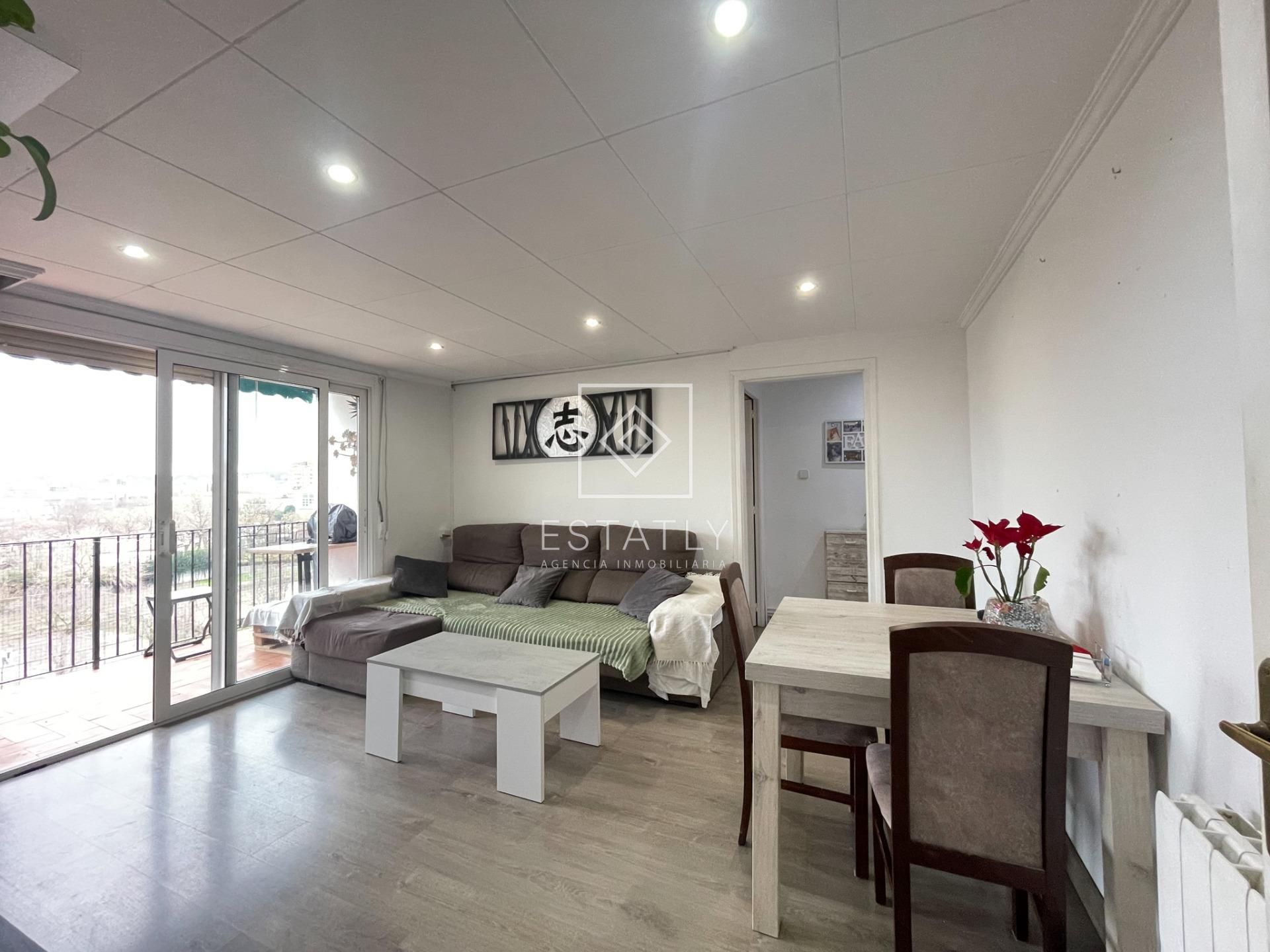 Living room of Attic for sale in Girona Capital