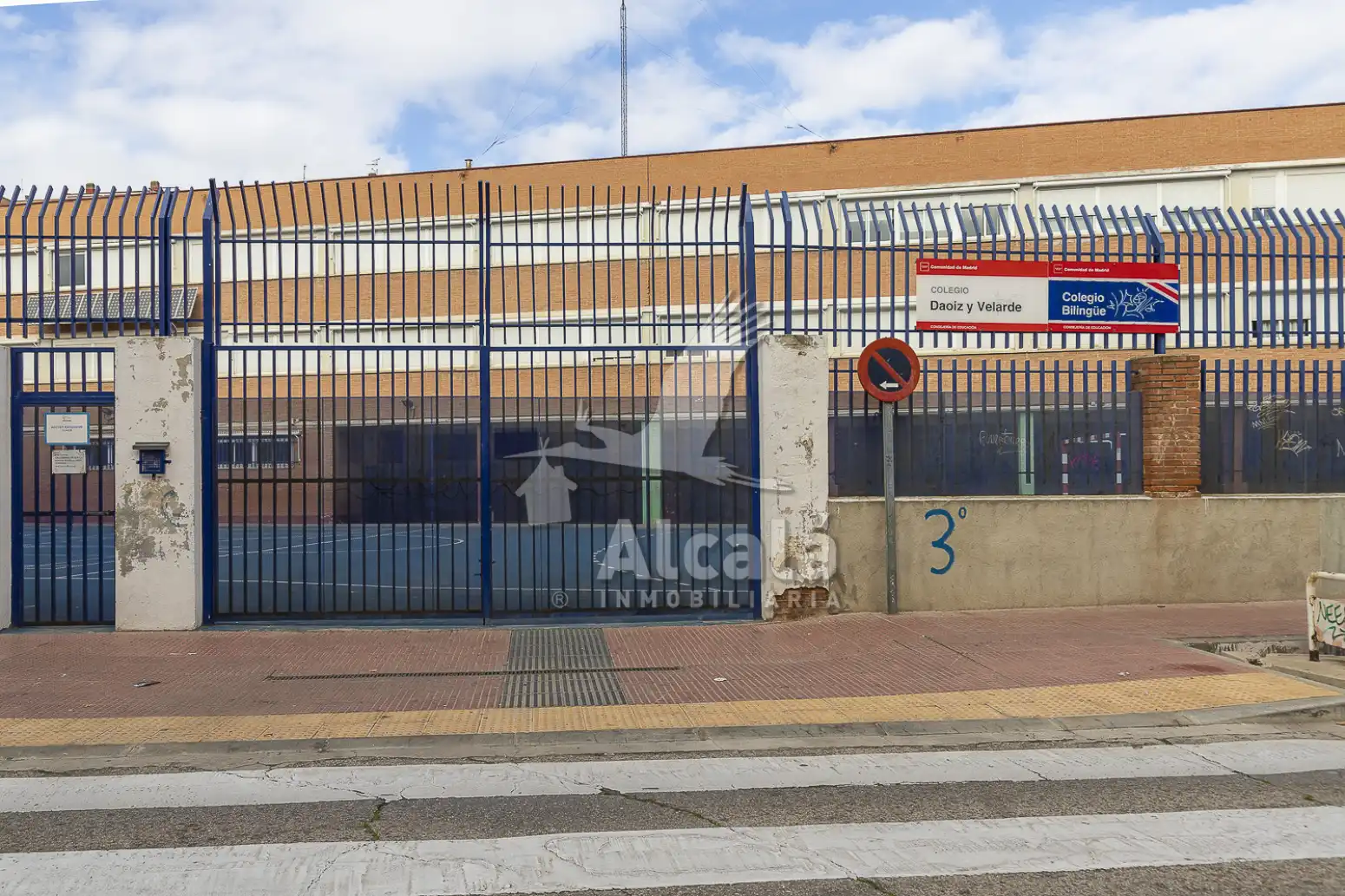 Vista exterior de Piso en venta en Alcalá de Henares con Aire acondicionado, Calefacción y Terraza