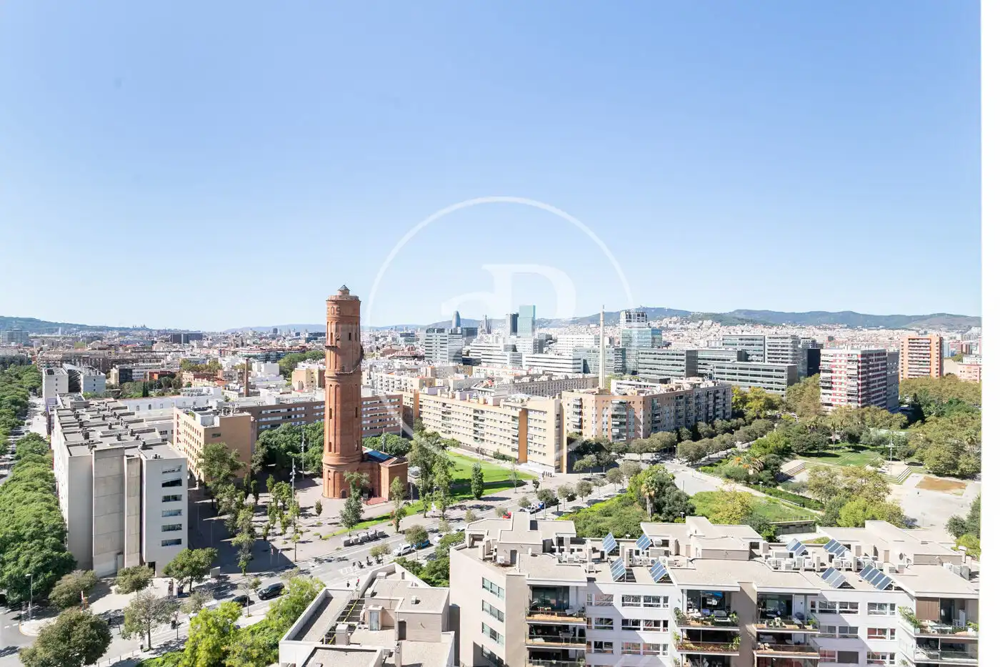 Vista exterior de Piso en venta en Barcelona con Aire acondicionado, Calefacción y Jardín privado