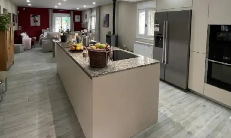 Kitchen of Houses for sale in Plasencia  with Heating, Terrace and Furnished
