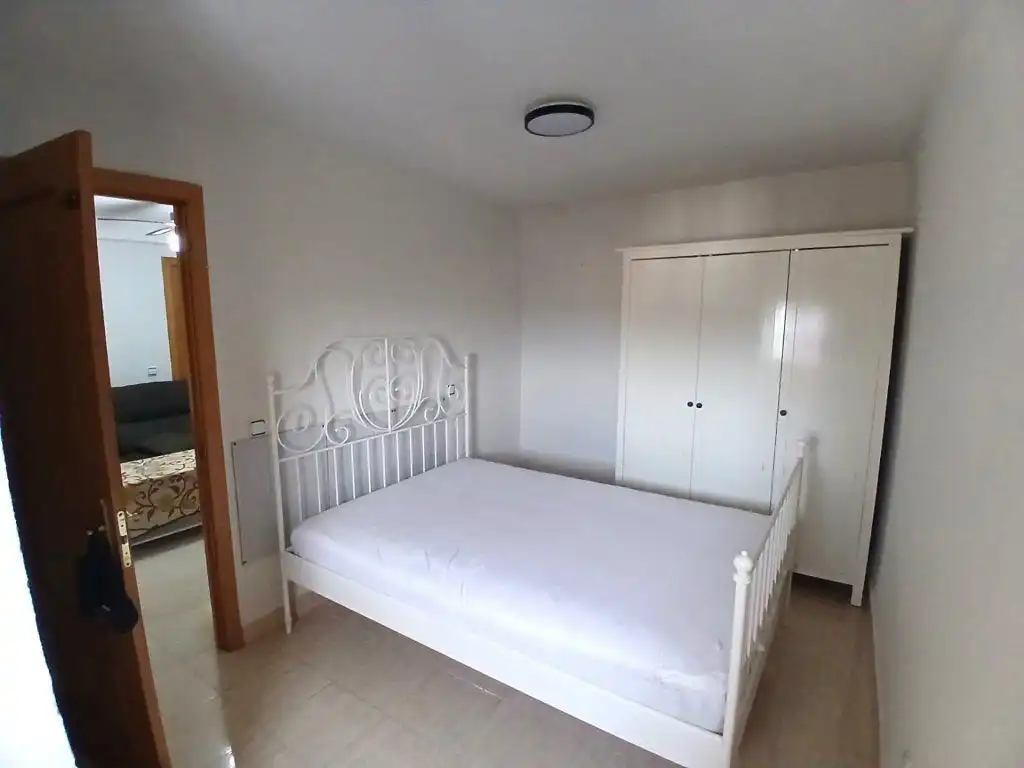 Schlafzimmer von Wohnung zum Verkauf in Málaga mit Möbliert