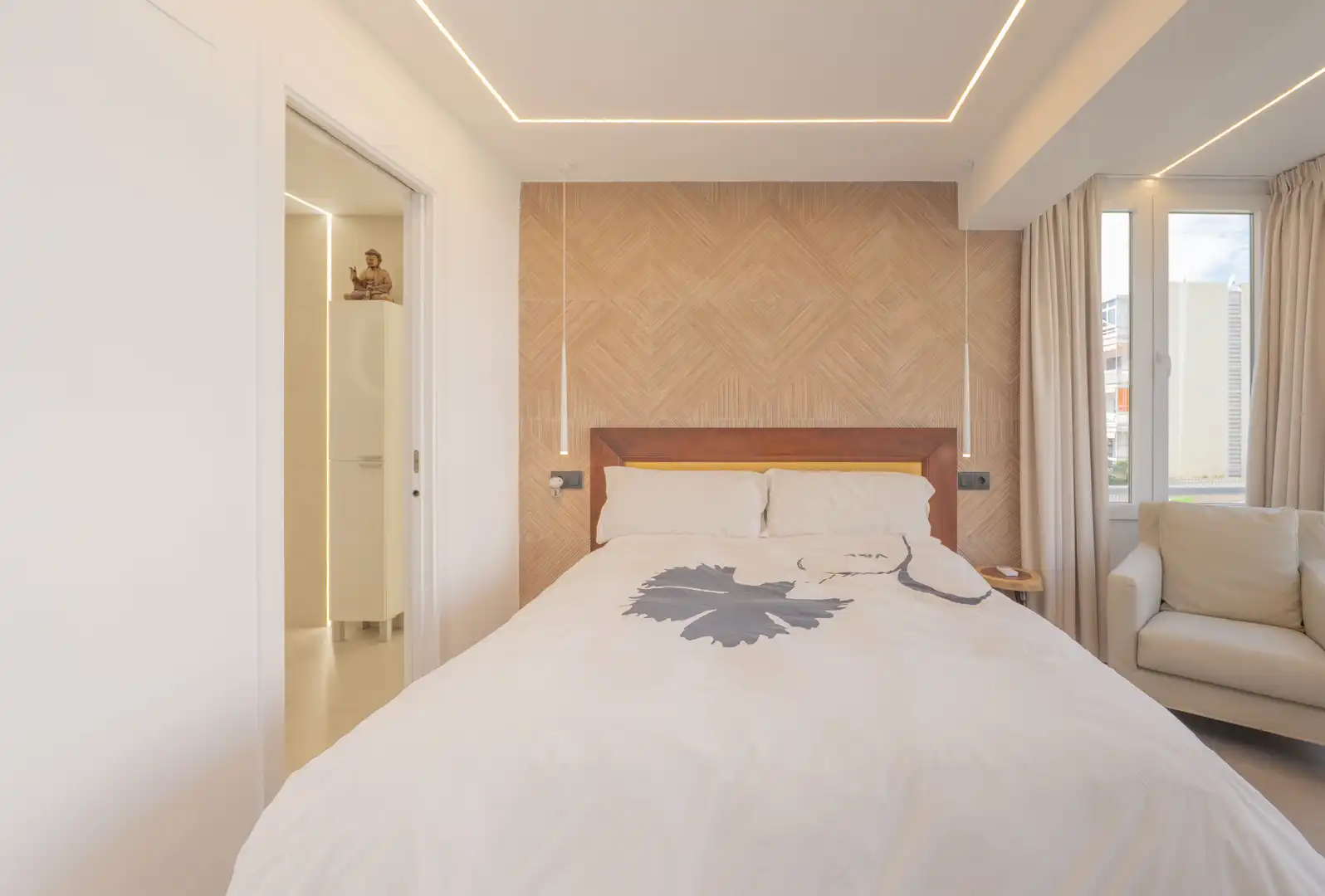 Habitación de Piso en venta en Torremolinos con Aire acondicionado, Terraza y Internet