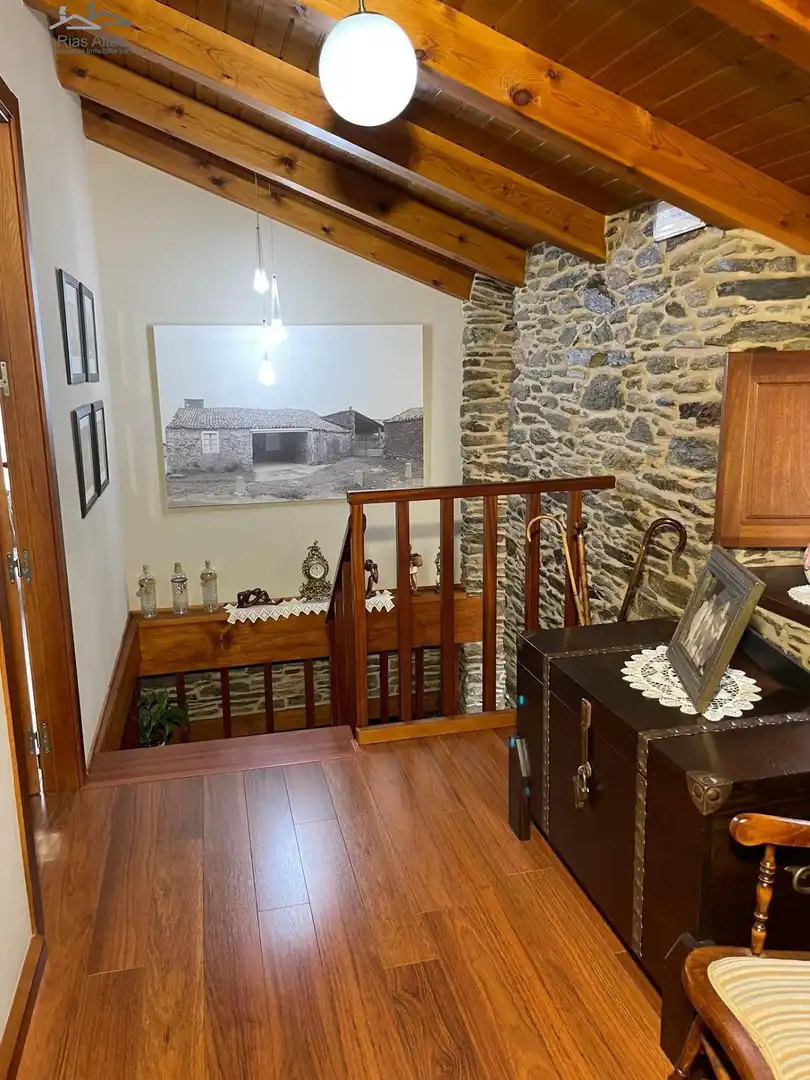 Casa o chalet en venta en Ordes con Jardín privado y Trastero