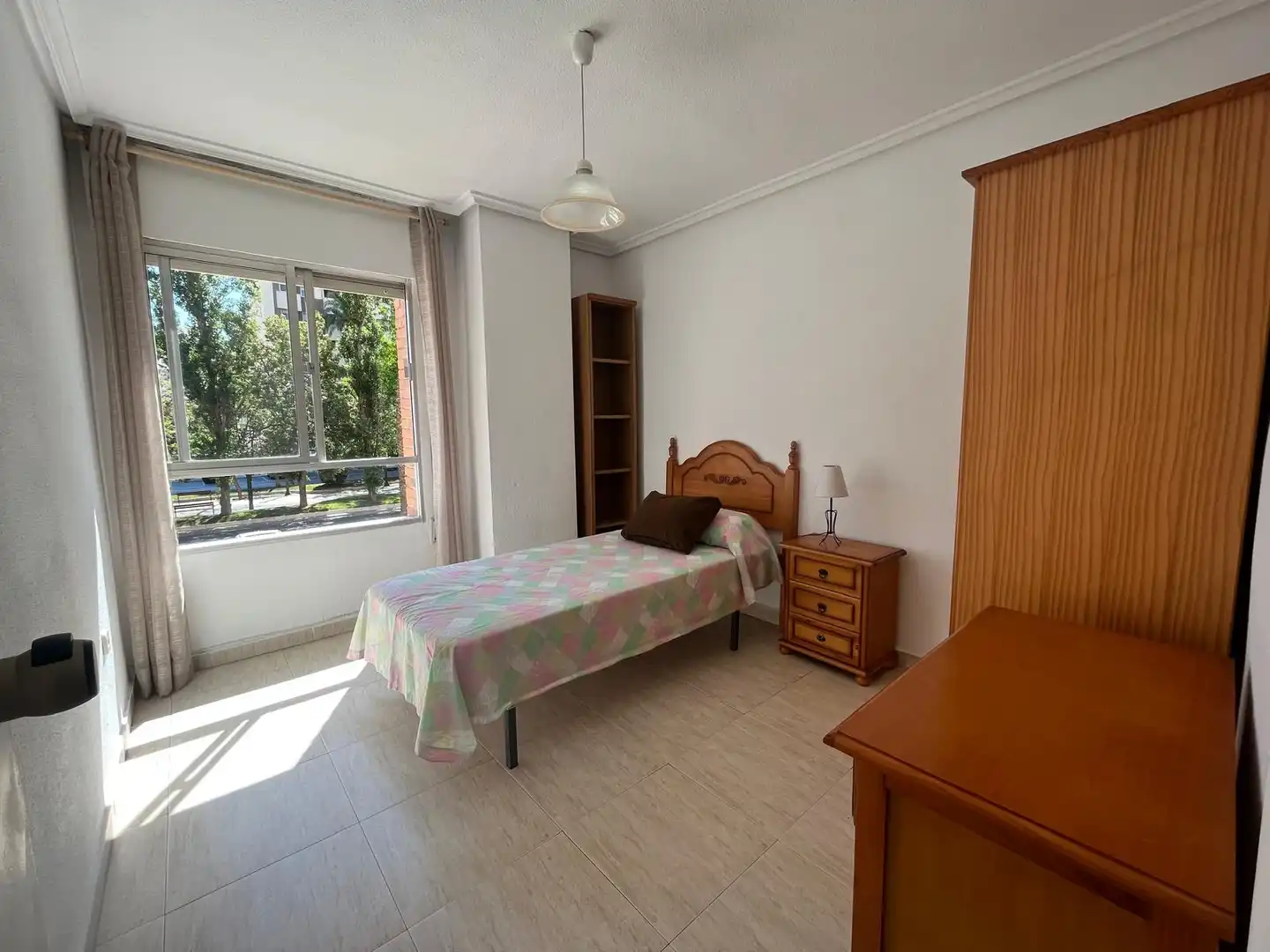 Bedroom of Flat for rent in Cartagena  with Air Conditioner, Furnished and Balcony