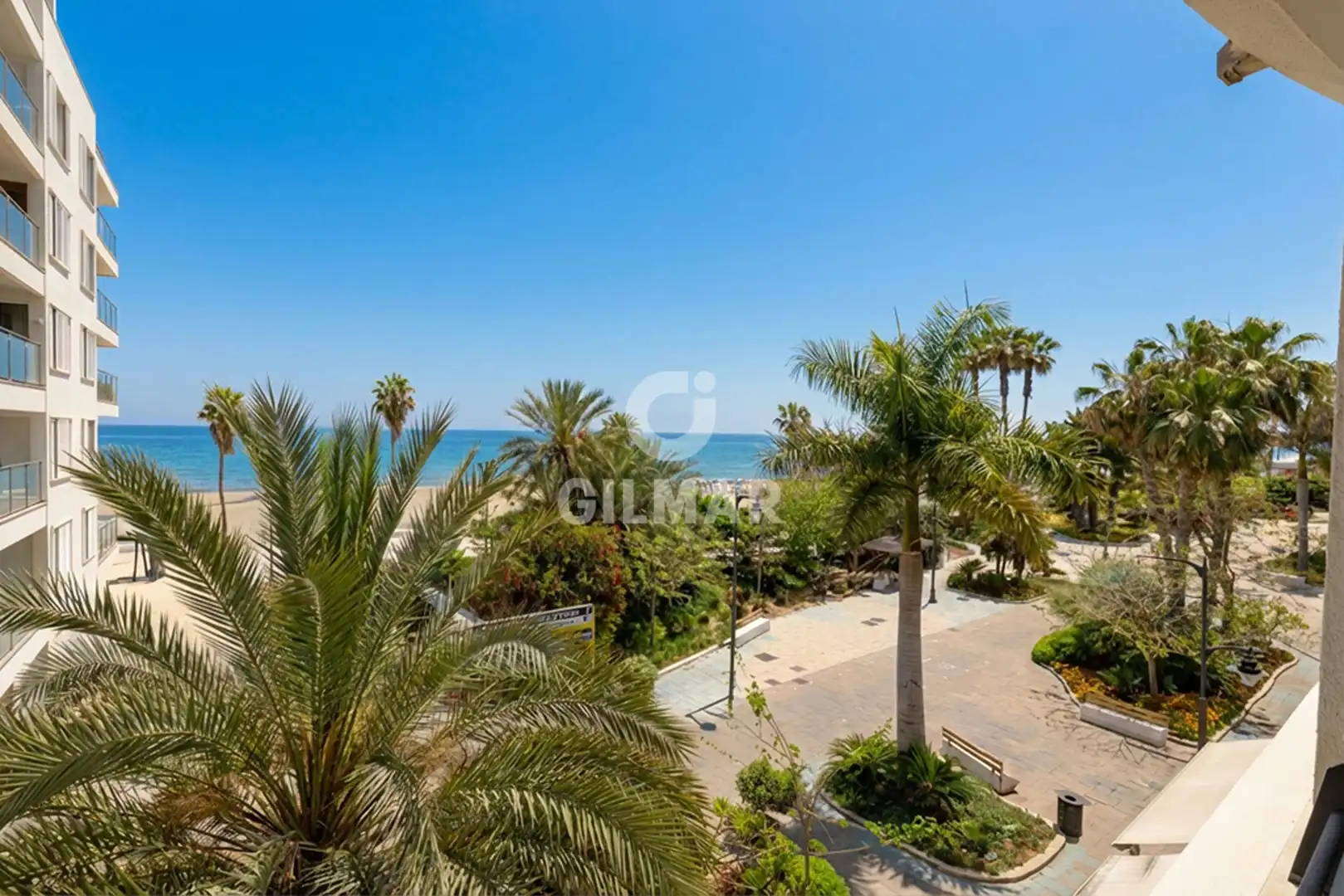 Apartamento con terraza en venta en Estepona Pueblo