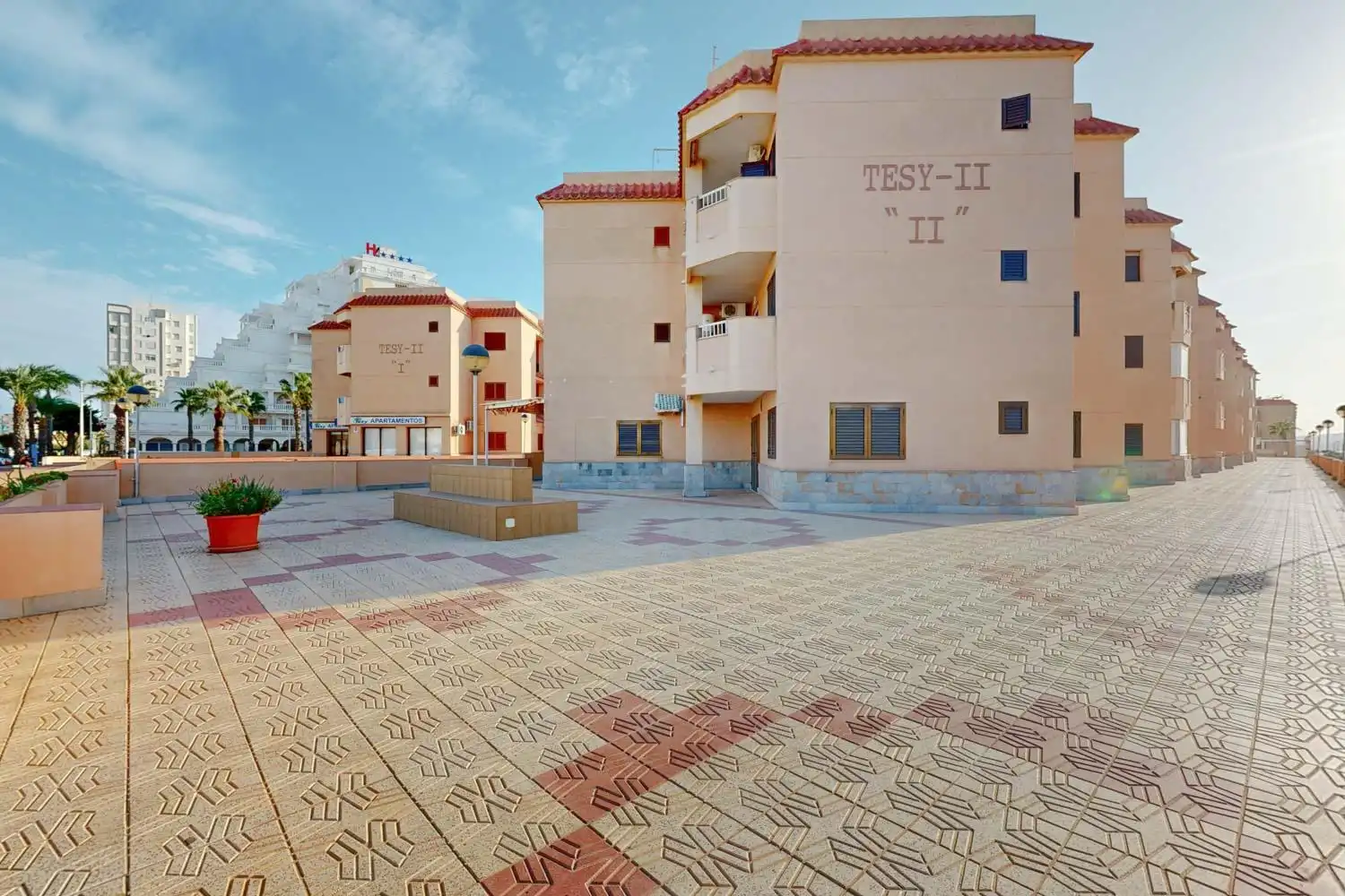 Exterior view of Flat for sale in Entremares