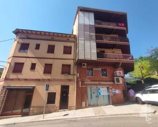 Vista exterior de Local en venda en Sant Llorenç de Morunys
