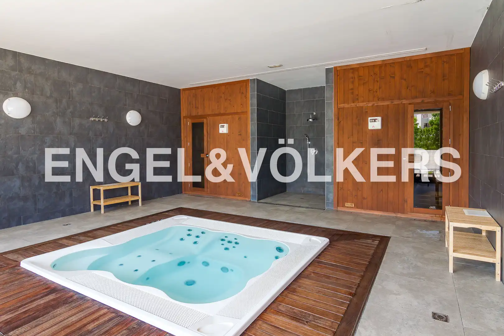Piscina de Ático de alquiler en Pozuelo de Alarcón con Calefacción, Jardín privado y Terraza