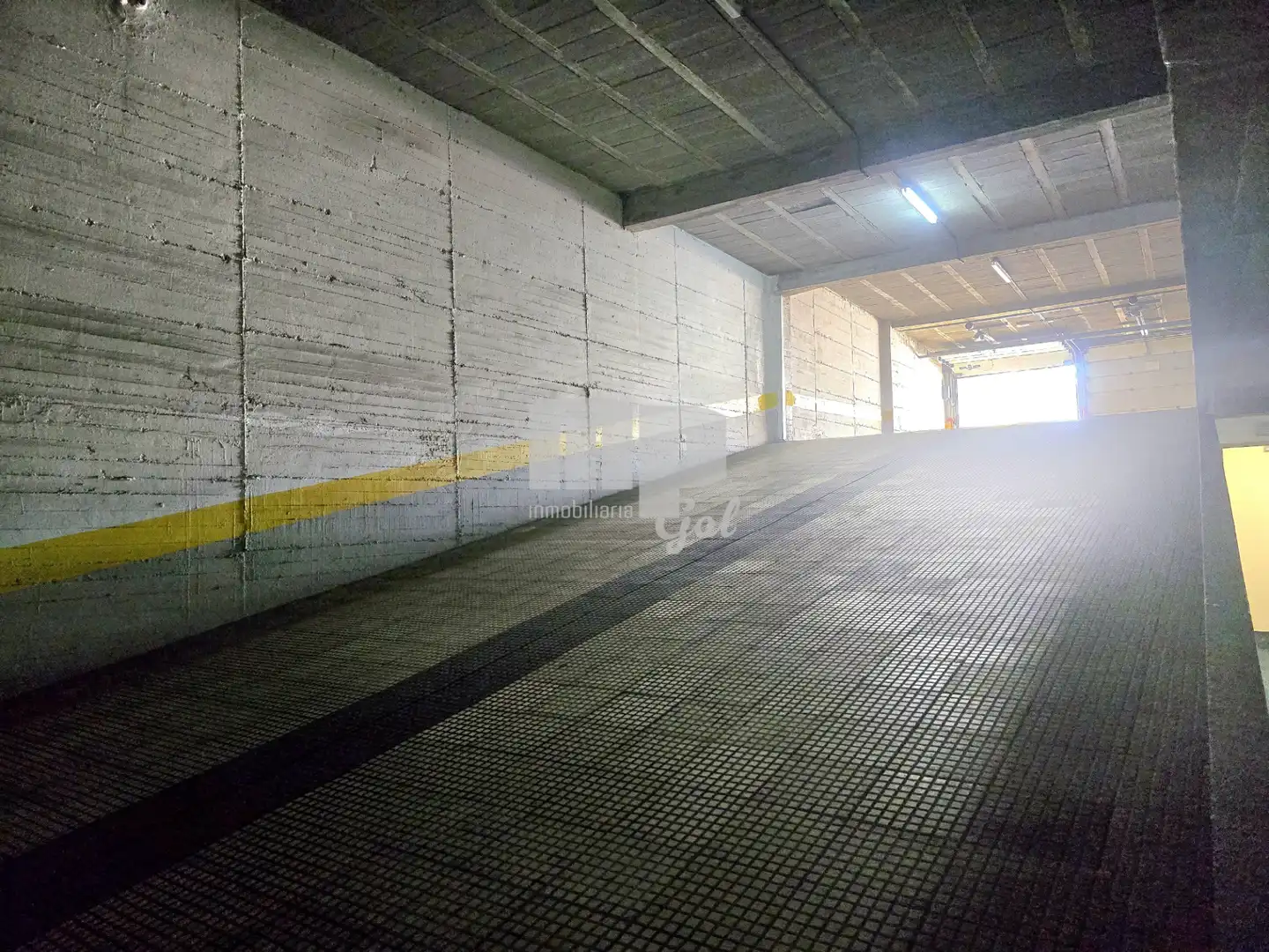 Parking de Local en venta en Nigrán
