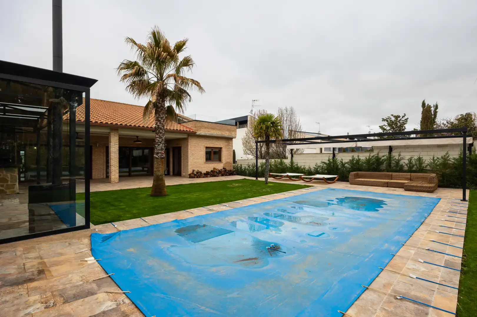 Piscina de Casa o chalet en venta en Layos con Aire acondicionado, Calefacción y Jardín privado