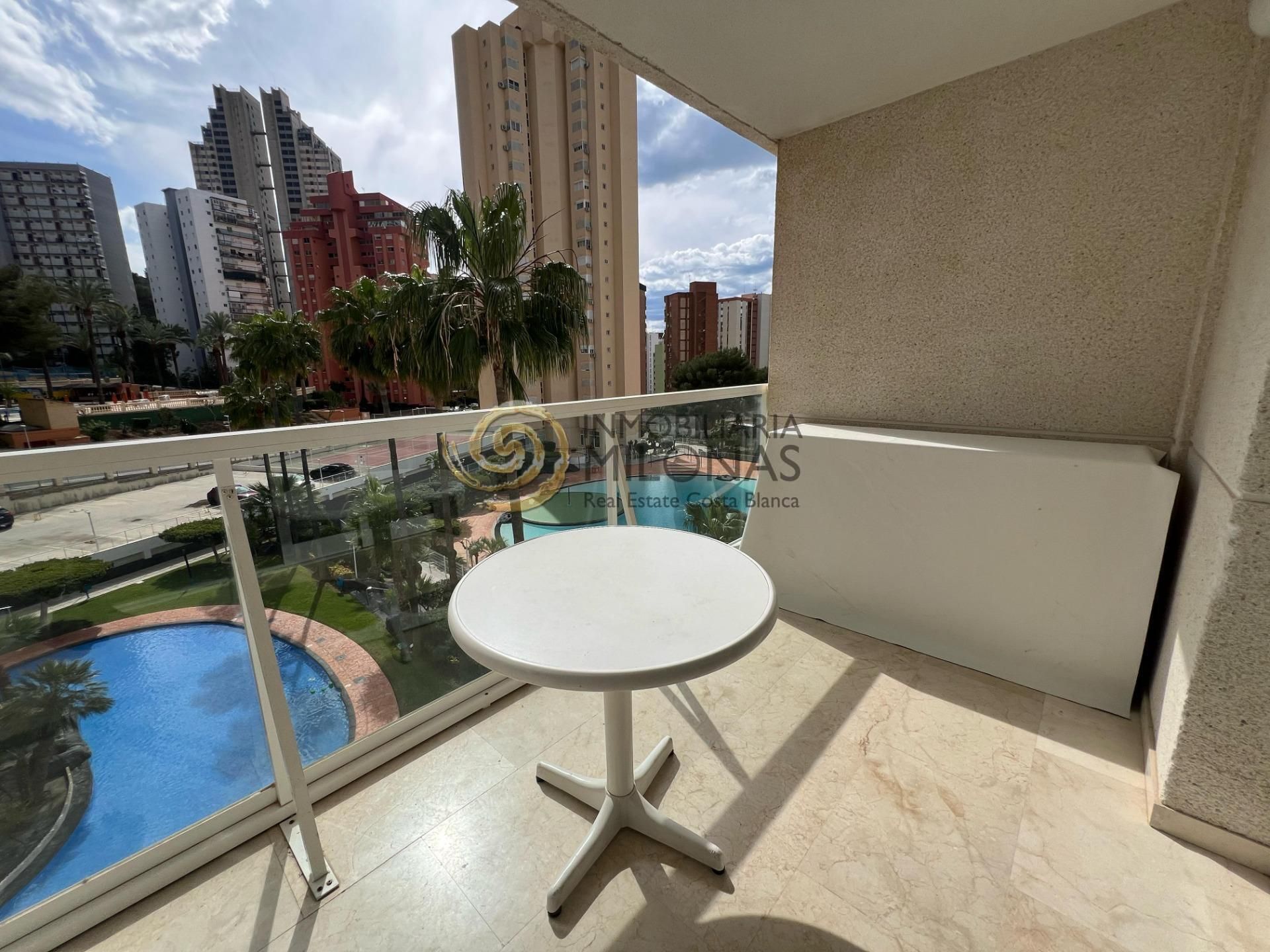 Terrassa de Pis en venda en Benidorm amb Jardí privat, Terrassa i Piscina comunitària