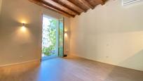 Bedroom of Flat for sale in  Barcelona Capital