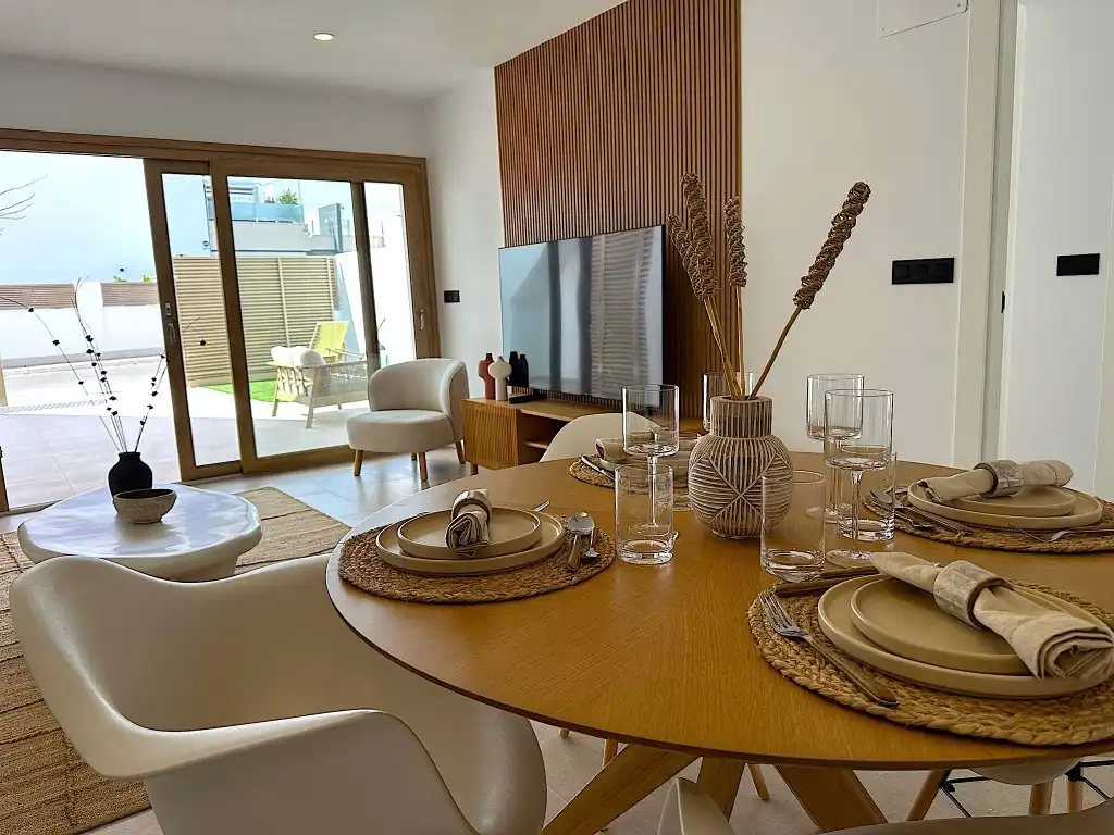 Bungalow con piscina en venta en Calle Tokio, imagen 33