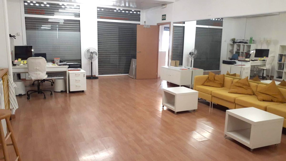 Local en venda en Sant Boi de Llobregat