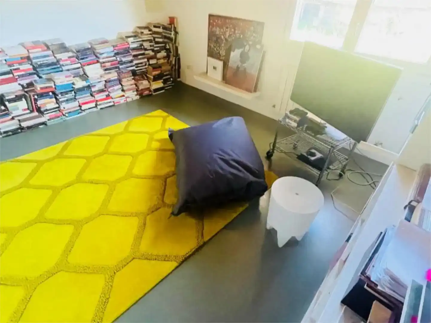 Sala d'estar de Casa adosada en venda en Lezama amb Jardí privat i Balcó