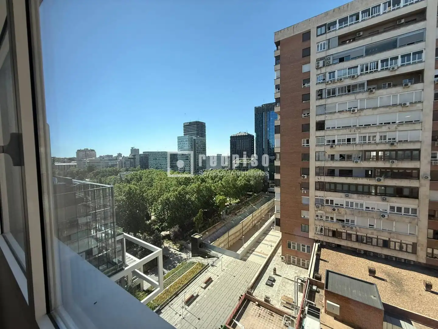 Außenansicht von Loft zur Miete in Madrid mit Klimaanlage
