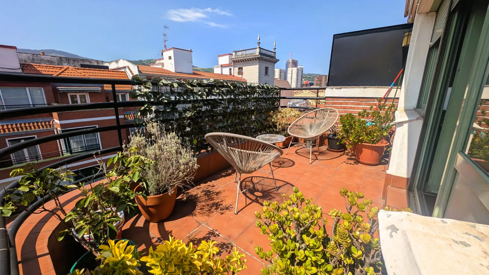 Terraza de Ático en venta en Bilbao  con Calefacción, Terraza y Amueblado
