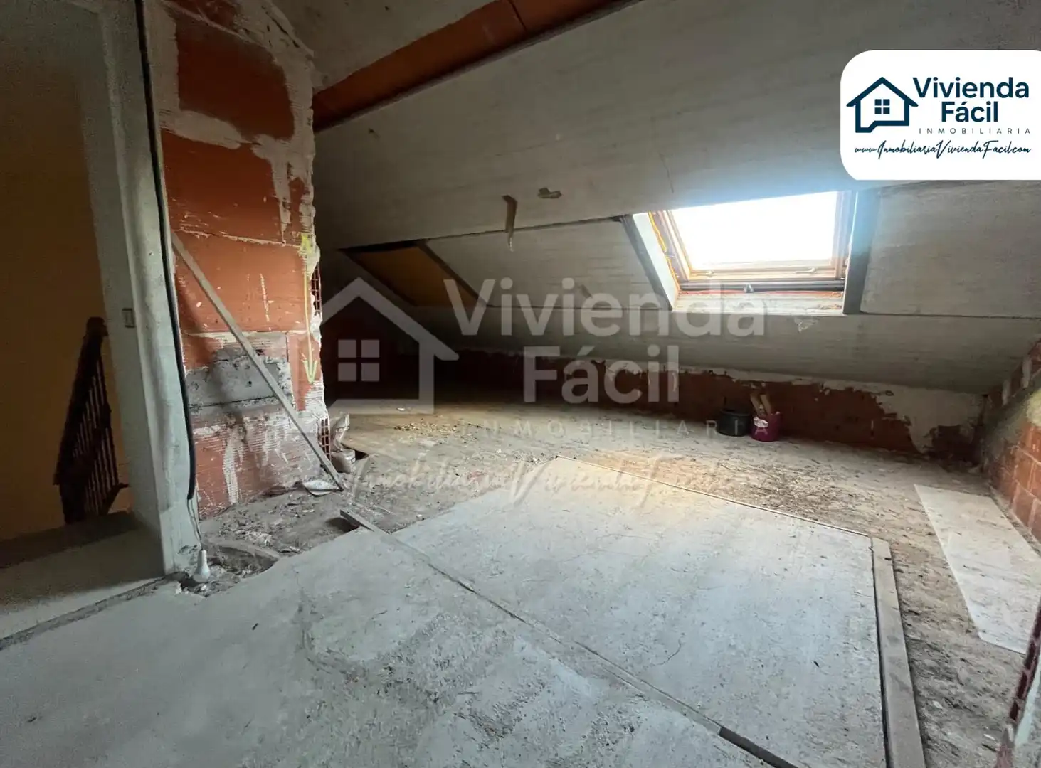 Houses for sale in Seseña  with Air Conditioner, Heating and Private garden