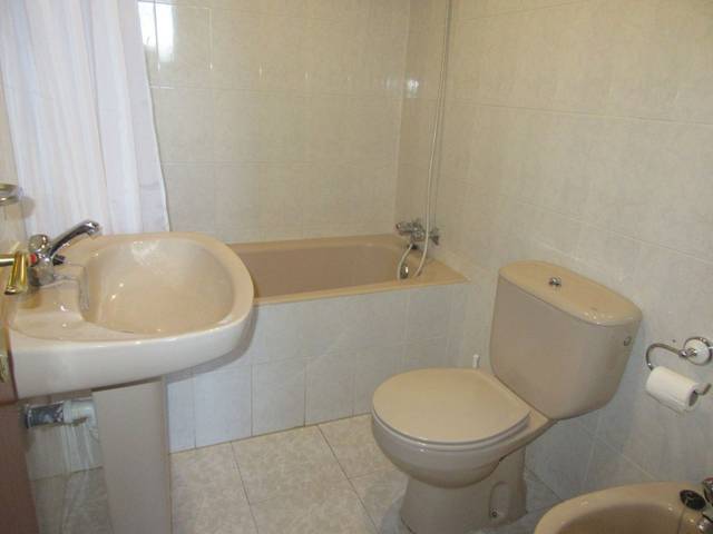 Apartamento en Alquiler en Poblaciones norte