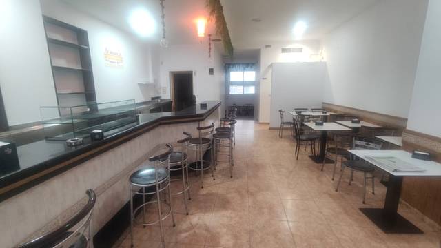 Local comercial en Alquiler en Avenida de Zamora en Mariñamansa