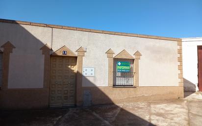 Vista exterior de Casa adosada en venda en Talavera la Real