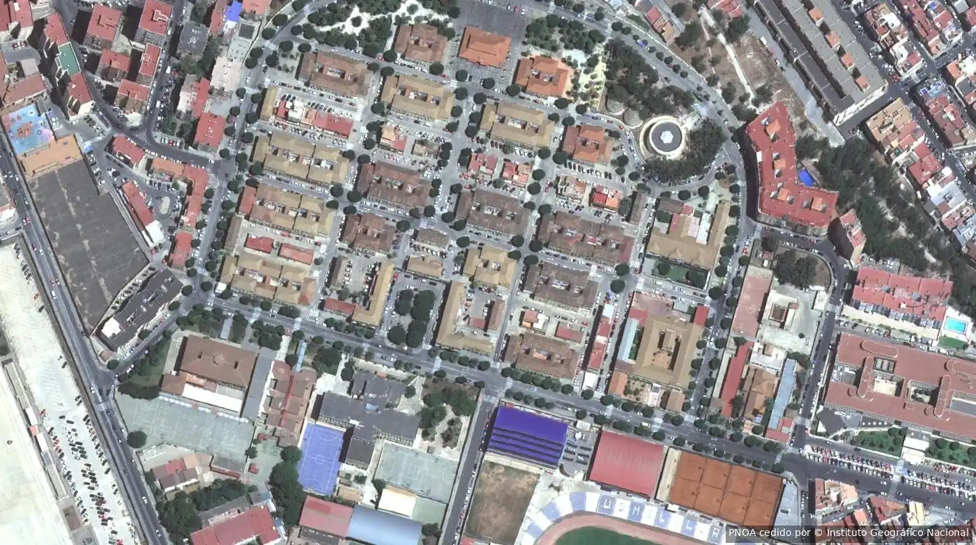 Vista exterior de Piso en venta en La Victoria