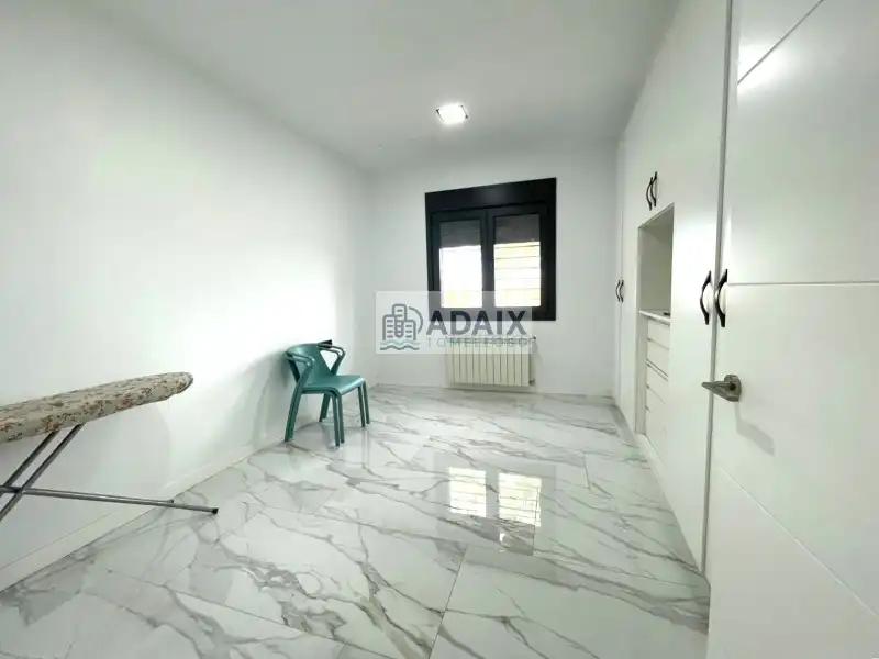 Houses for sale in Tomelloso  with Air Conditioner, Heating and Swimming Pool