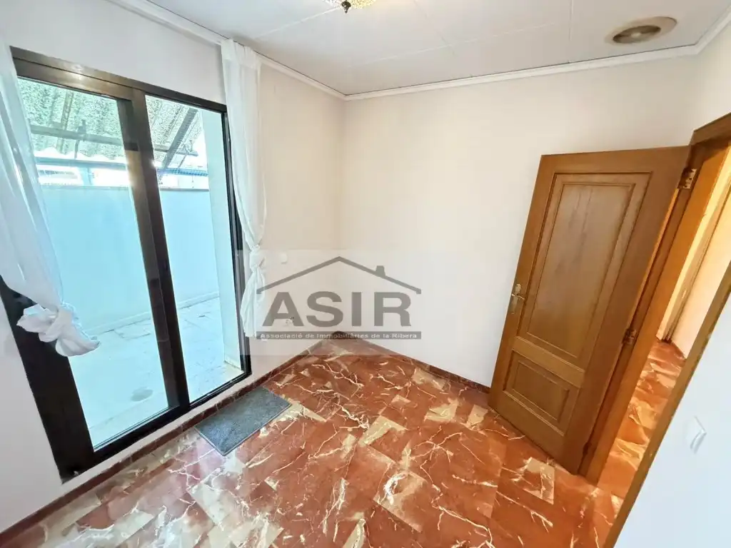 Wohnung zum Verkauf in Alzira mit Terrasse