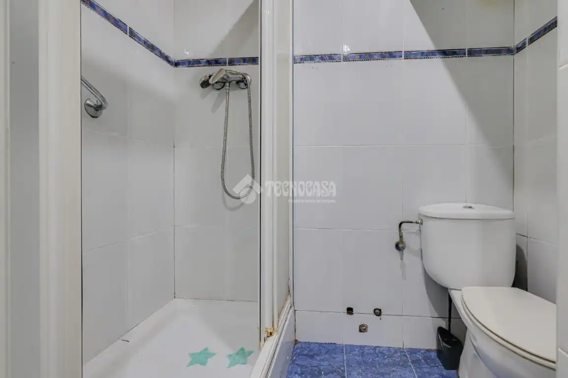 Bany de Pis en venda en Badalona