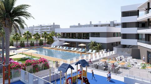 Apartamentos y bungalows, Adosados y villas independientes con magníficas zonas comunes en Torrevieja, imatge 3