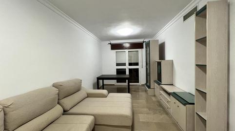 Foto 4 de Pis de lloguer a Frigiliana, Los Guindos - Parque Mediterráneo - Santa Paula, Málaga Capital