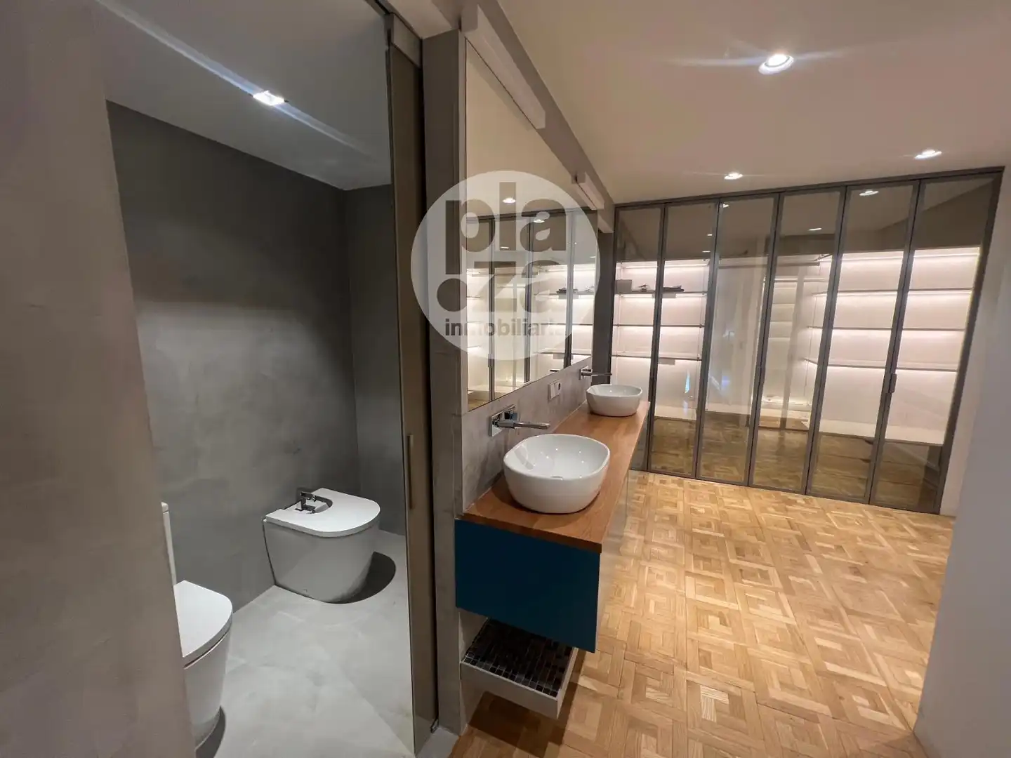 Bathroom of Flat for sale in Burgos  with Heating