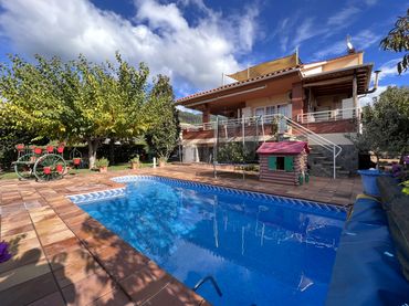 Haus mit Pool zum Verkauf in Cànoves I Samalús