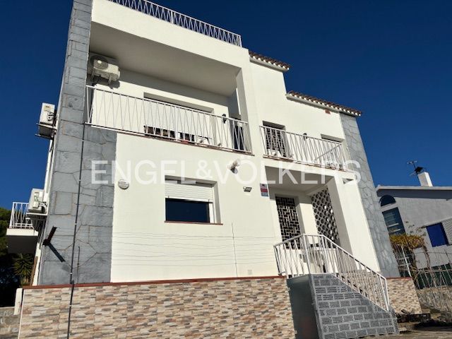 Vista exterior de Casa o chalet en venta en Arenys de Munt con Aire acondicionado, Calefacción y Jardín privado