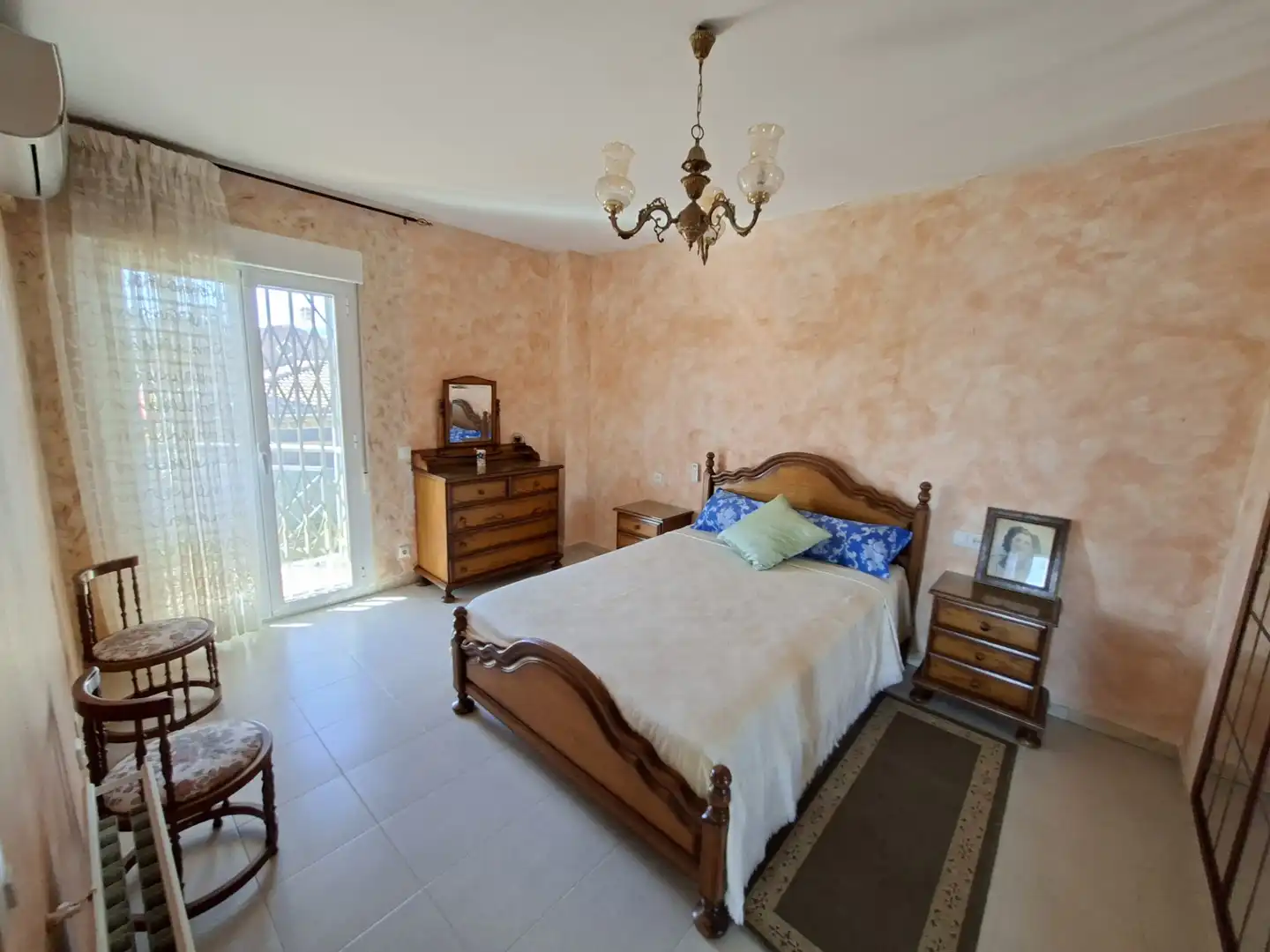 Dormitori de Casa o xalet en venda en Plasencia amb Aire condicionat, Calefacció i Terrassa