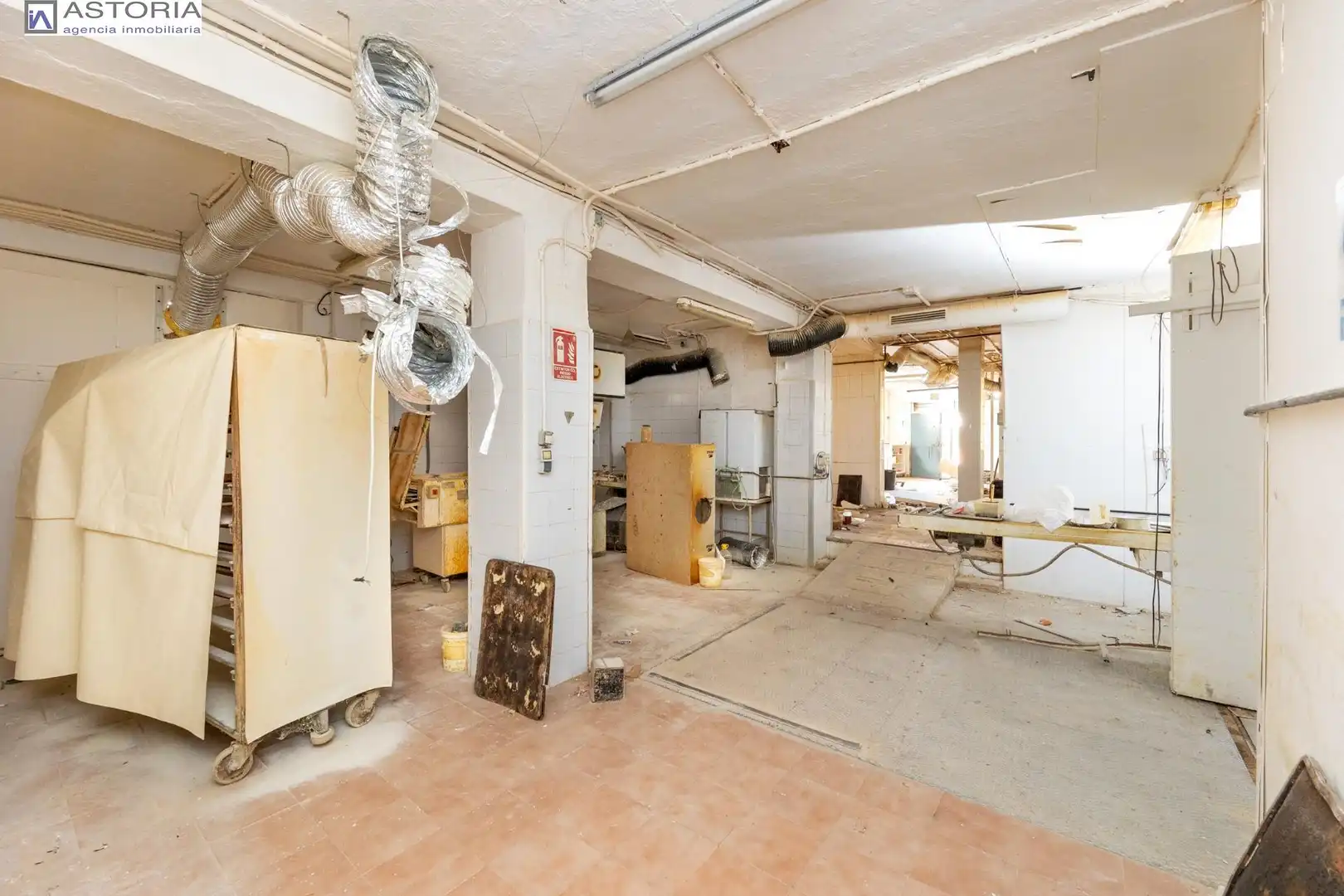 Inmuebles singulares con ascensor en venta en Avenida de Cádiz, imagen 49