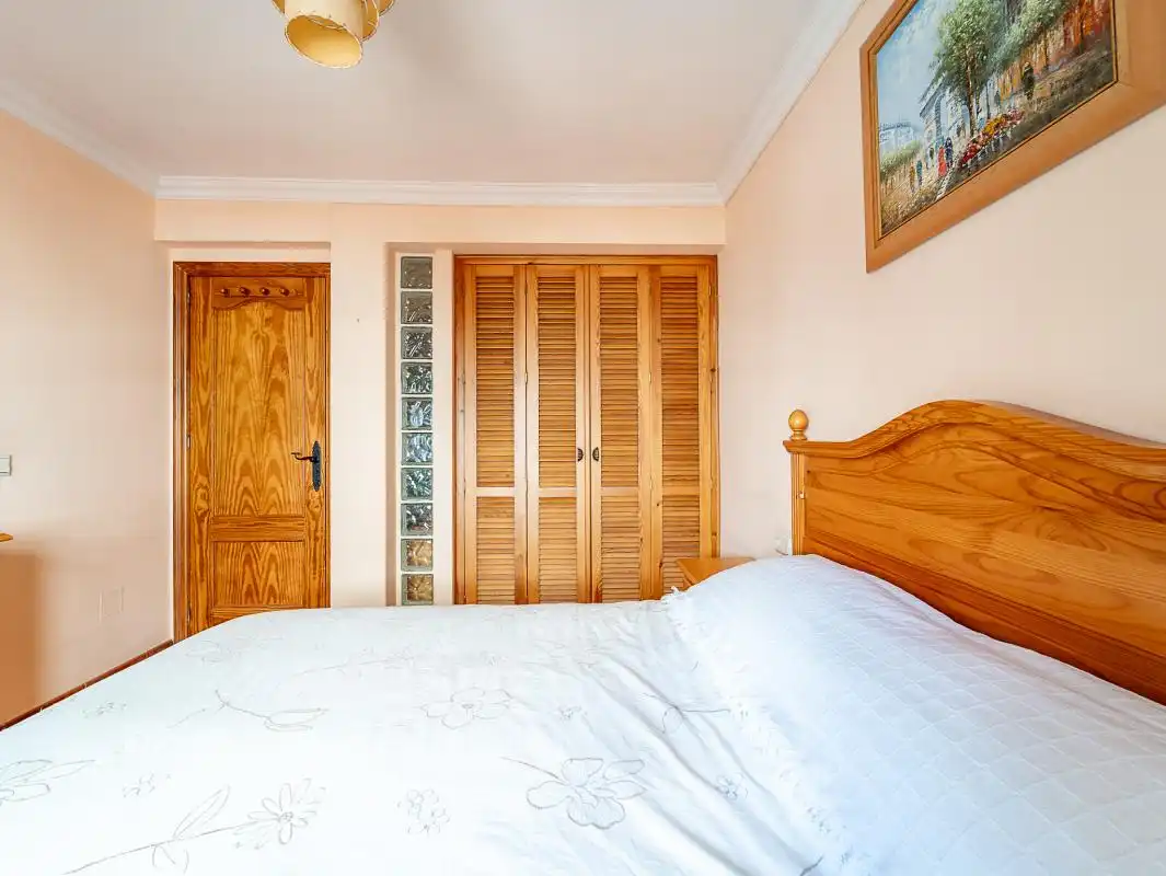 Habitación de Piso en venta en Torremolinos con Calefacción, Terraza y Balcón