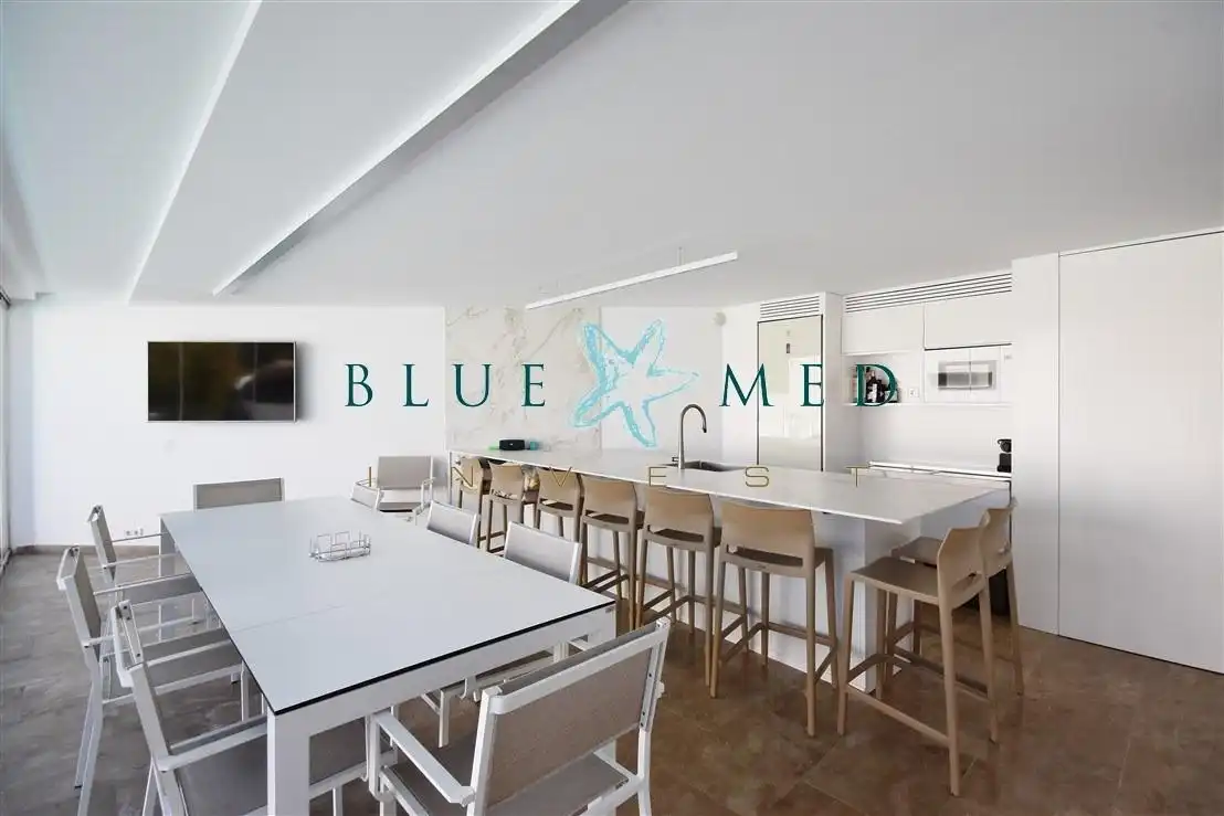 Villa con piscina in vendita a Calle ALBACETE, imagen 5
