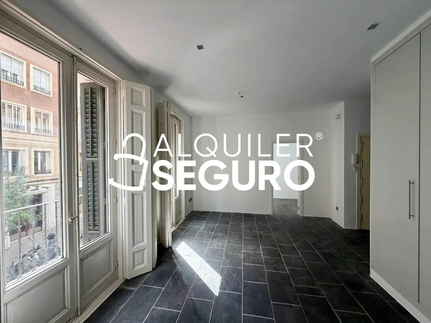 Sala d'estar de Pis de lloguer en Madrid amb Aire condicionat i Calefacció